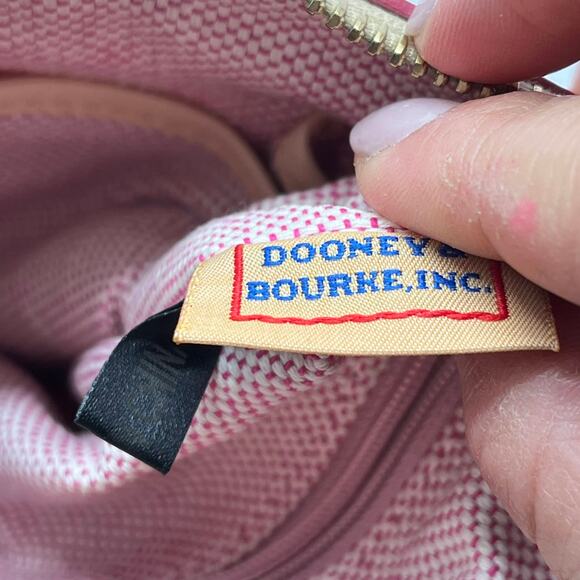 Dooney & Bourke Women's Leather Pink Tan Heart Valentines Crossbody Bag - Picture 8 of 11